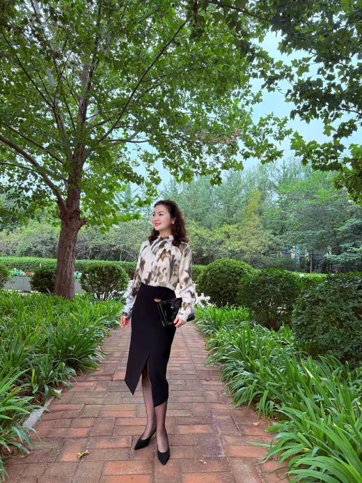 下摆开叉半裙 商品图5