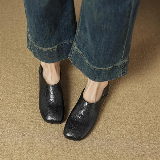 【预售5天】秋冬新款复古头层牛皮两穿软底舒适单鞋女SSS&S9814 商品图2