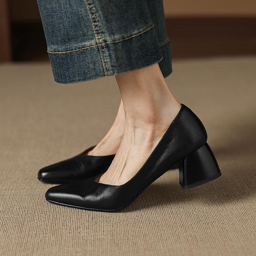 【预售5天】复古头层水洗牛皮小方头，V口单鞋粗跟高跟小皮鞋HB&5508 商品图4