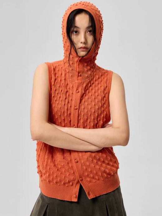 Simple Project/M25174/ “菠萝”针织连帽马甲 商品图2