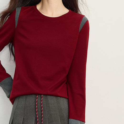 【09/10新品】熙世界撞色拼接长袖T恤女设计感小众圆领打底衫上衣2025秋季新款 商品图4