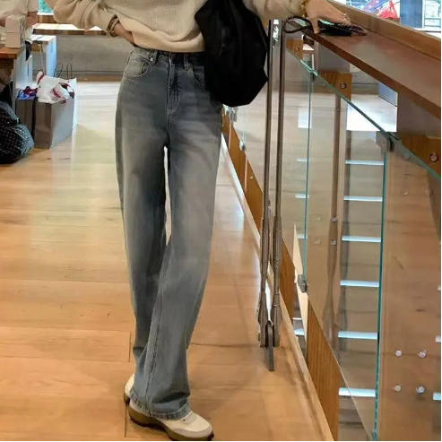 王炸版型！美国进口匹马棉直筒复古重洗牛仔裤 经典中高腰直筒裤 骨感挺括，不易变形鼓包，耐穿好打理，宽松量感舒适藏肉，拉长腿部线条比例 商品图1