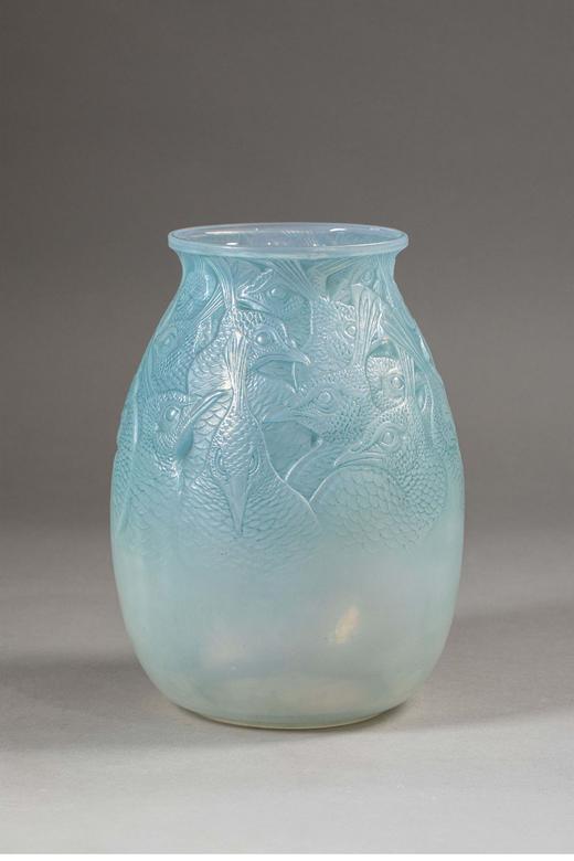 独角鹿西洋古董法国顶级水晶工坊莱俪LALIQUE设计出品「Borromée 孔雀」主题淡蓝色欧泊水晶古董花瓶艺术摆件 商品图0