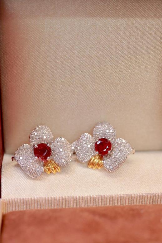 1.63克拉刻面红宝石耳钉 商品图4