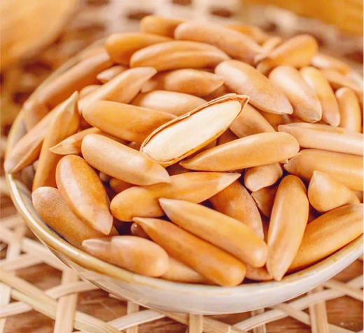 2025头茬新货巴西手剥松子 壳薄如纸果仁白嫩 原果松香不添加香精更安心 商品图2