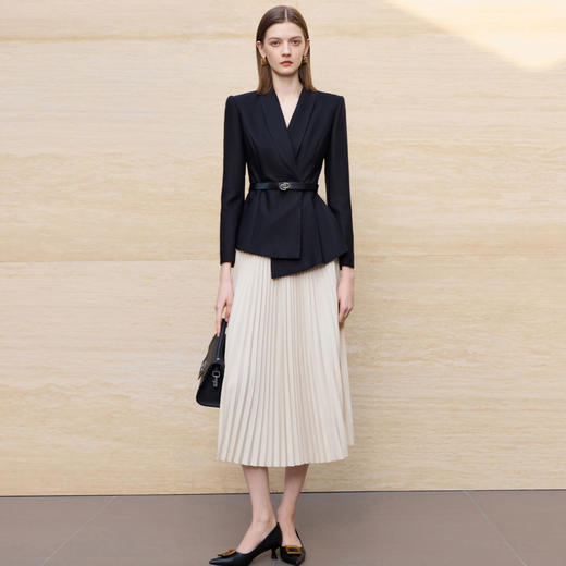 IWY/气质高级感黑色西装百褶套裙女时尚都市职场总裁套装工作服C2470+S2471 商品图0