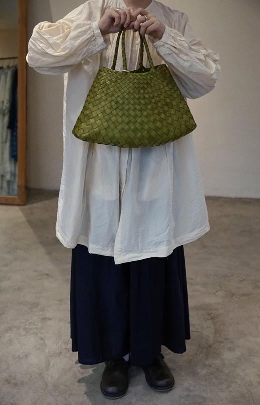 CASEY/CASEY 米色圆领纸感薄长款衬衫 商品图7