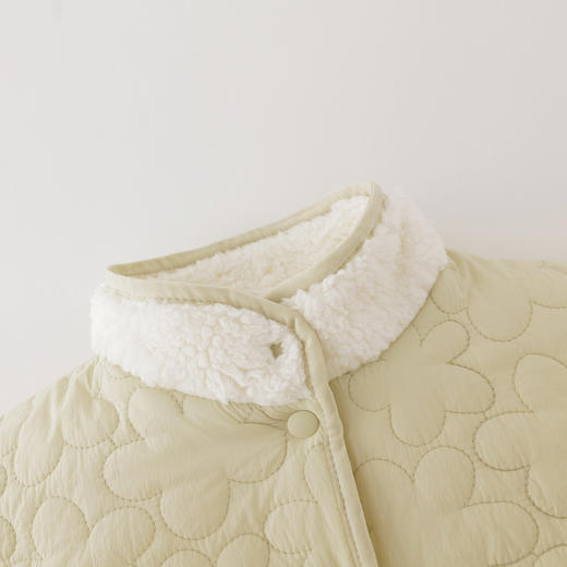 【无氟防泼水】马克珍妮女童花朵绗缝暖绒外套2025秋冬新款551675 商品图3