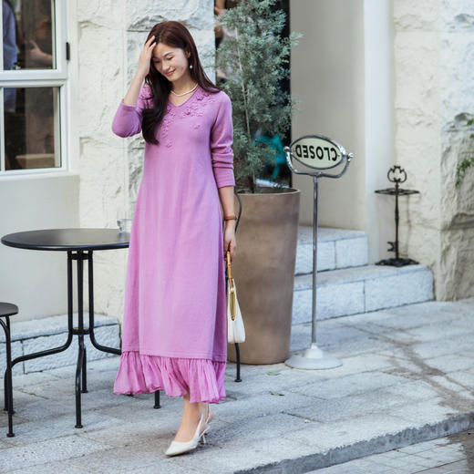 【林栖设计小店】（现货）【手工钩花】木槿粉听风系列绵羊毛连衣裙拼桑蚕丝2025秋冬新款毛织长裙1954061 商品图1