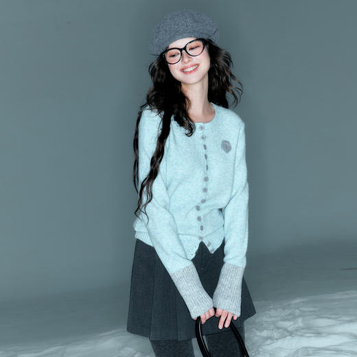 【奶油针织】三彩独醒2025冬季新款圆领花朵开衫针织衫长袖毛衫休闲简约F 商品图3