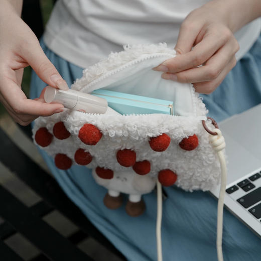 logaloga香菇毛绒玩偶斜挎包 商品图1