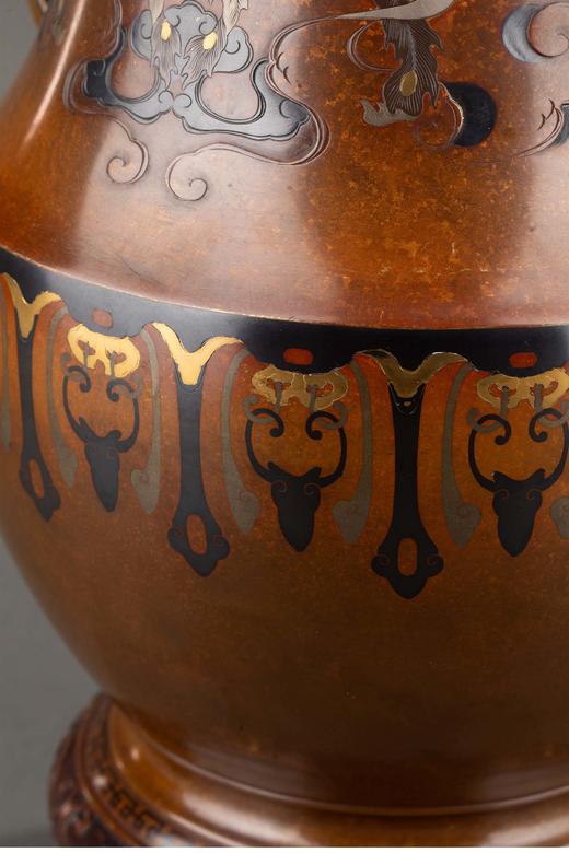 独角鹿西洋古董日本明治时期出品凤凰菊纹主题镀金银精雕装饰赤铜双耳古董花瓶 商品图5