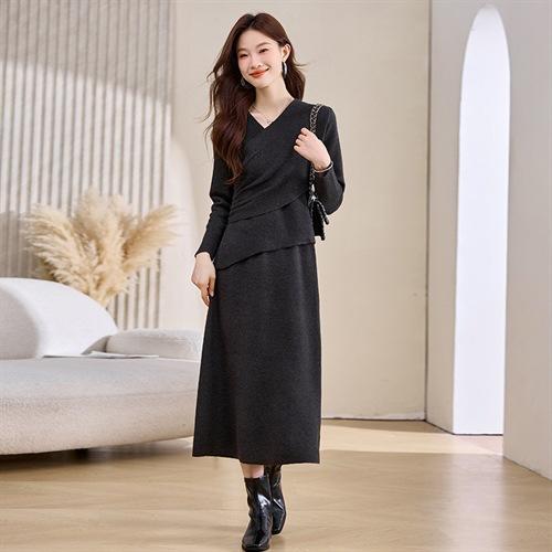 设计感针织衫套装女装秋装2025新款气质过膝长裙轻熟连衣裙两件套AIMI1225 商品图4