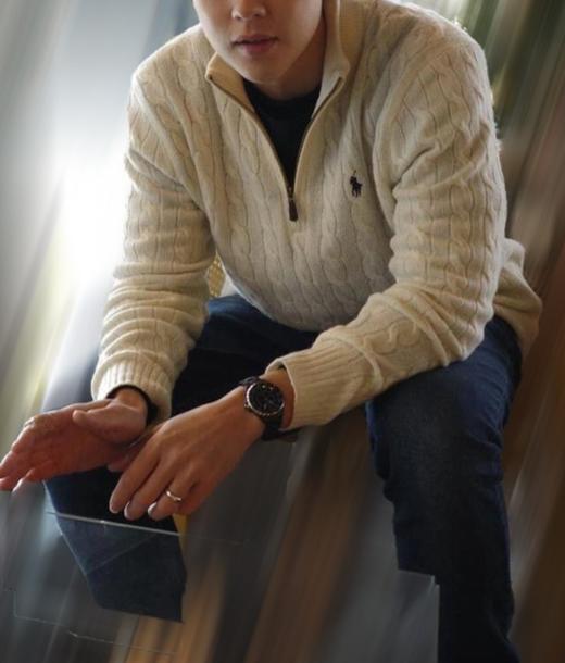 中性款绞花拉链针织毛衣 商品图4