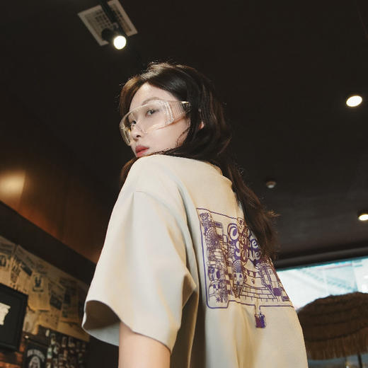 VANQ RIDGE万重飞跃钟楼款T恤墨绿/灰/荧光绿 商品图11