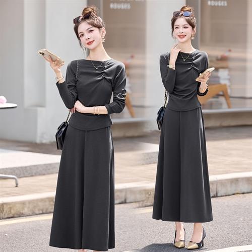 HR SNX3186简洁领型气质减龄凸显女人味两件套裙 商品图0