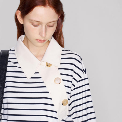 lost in echo2025秋冬新款独特斜门襟精致刺绣休闲宽松全棉POLO衫 商品图3