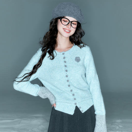 【奶油针织】三彩独醒2025冬季新款圆领花朵开衫针织衫长袖毛衫休闲简约F 商品图2