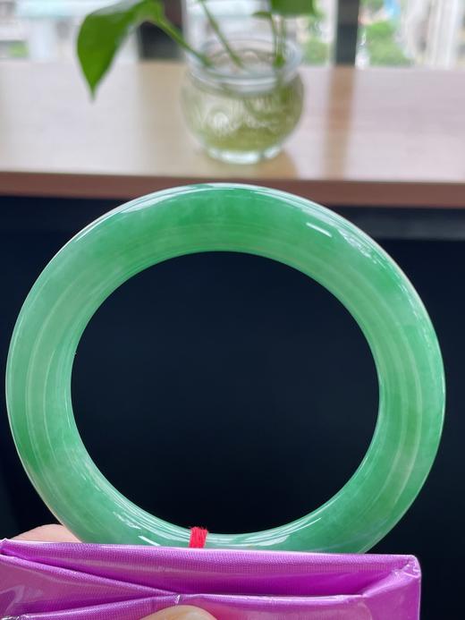 55圆条翡翠手镯 商品图4