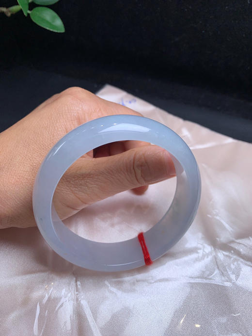 620740，61 宽版正圈手镯，17.5-8.2mm，大圈口，大宽条，宽版轮胎镯，底妆均匀细腻，润润的，完美的 商品图5