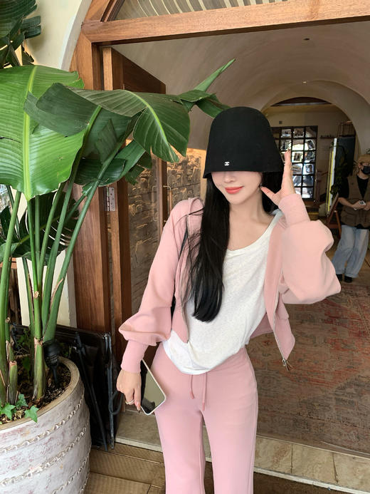 Read Nameless/粉色收腰果冻套装 2025/9/11 商品图8