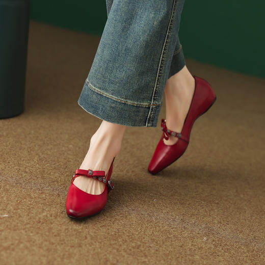 【预售5天】法式复古真皮低跟小皮鞋女新款尖头浅口单鞋一字带玛丽珍鞋HYT&MS-7439 商品图4