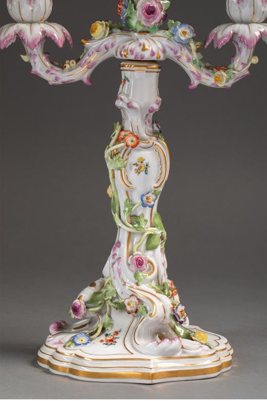 独角鹿西洋古董德国梅森瓷面浮雕装饰彩绘描金双枝头烛台古董摆件 商品图4