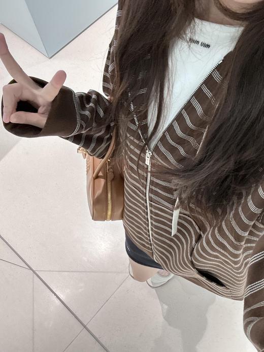 缪缪  25fw早秋新款 咖色条纹棉质拉链连帽卫衣外套（DQJ*MM） 商品图10