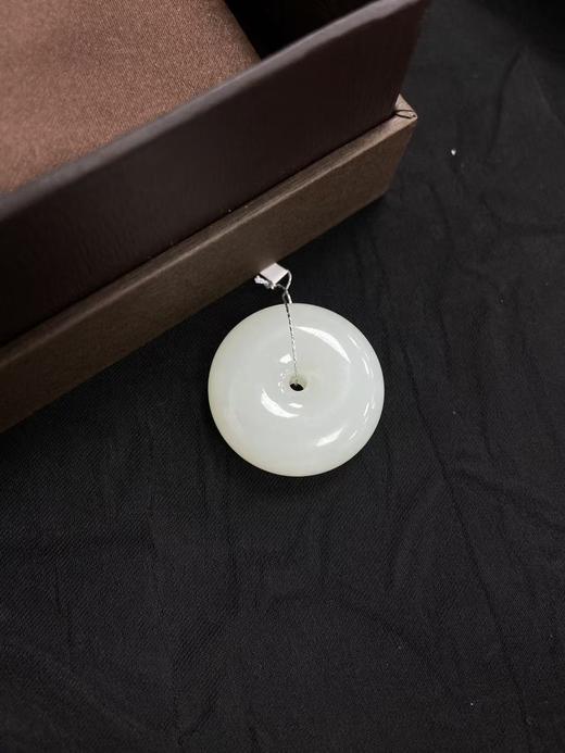 【于田产和田玉白玉平安扣】26#，12克，出证书，发货1~5天，48小时鉴赏期 商品图0