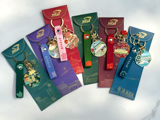 校景含软胶挂绳金属钥匙扣 商品图0