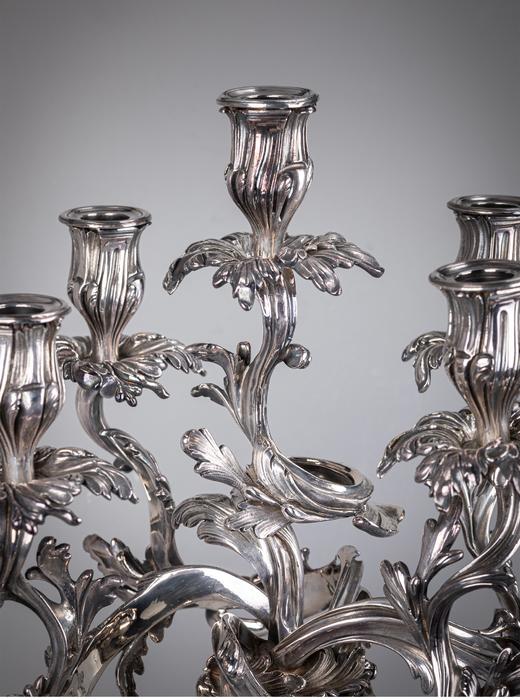 独角鹿西洋古董法国出品Cailar Bayard签名洛可可风格铜镀银精雕五枝头古董烛台艺术摆件一对 商品图4