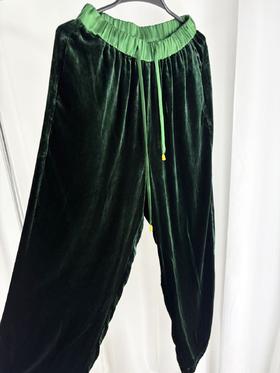 【新品】绿色高级 真丝丝绒裤 显瘦 现货 福利品 不退不换