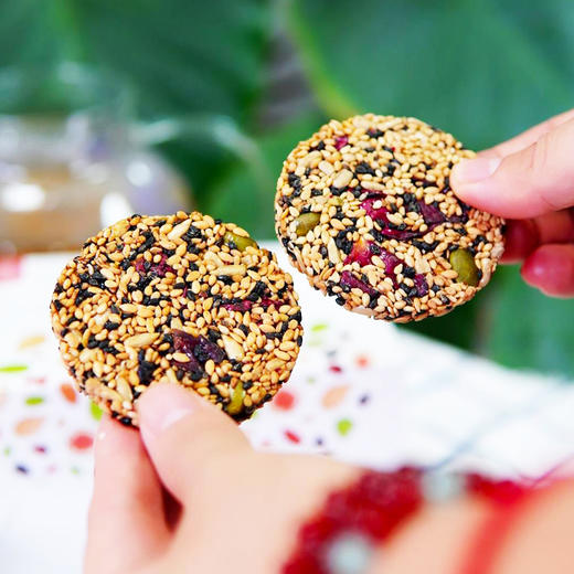 种子循环饼#脆香不油腻，原材料本身的味道，6款主要种子无花果亚麻籽黑白芝麻南瓜籽葵花籽等+鸡蛋+牛奶 ，对女性姨妈友好 商品图3