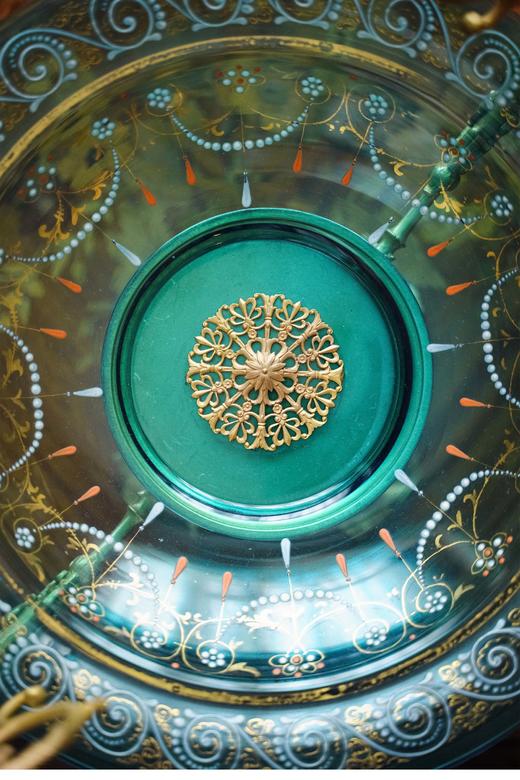 独角鹿西洋古董19世纪末法国出品铜鎏金底座珐琅装饰蓝色水晶果樽 商品图4