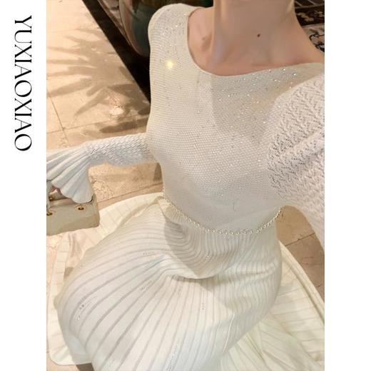 余潇潇【柔情旋律】减龄一字领定位烫钻珍珠弹力露背连衣裙 商品图2