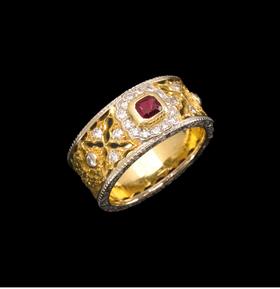 独角鹿西洋古董意大利顶级珠宝工坊布契拉提出品18K黄金及白金镂雕镶嵌钻石及红宝石戒指
