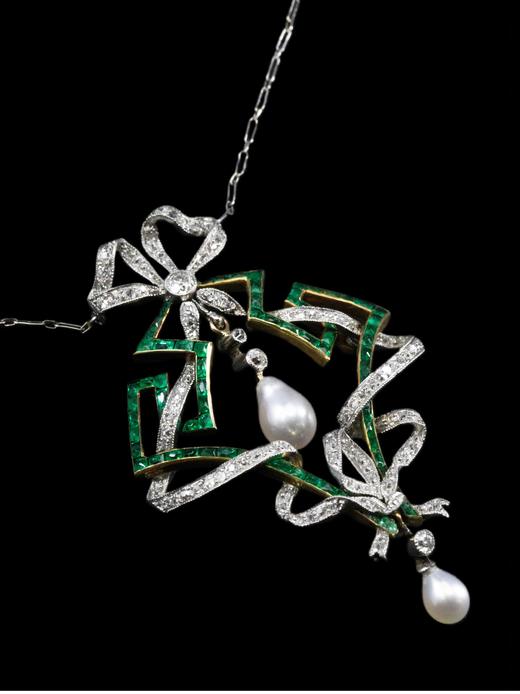独角鹿西洋古董法国出品美好时代风格蝴蝶结缎带造型铂金镶嵌祖母绿钻石及天然海水珍珠项链古董珠宝 商品图3