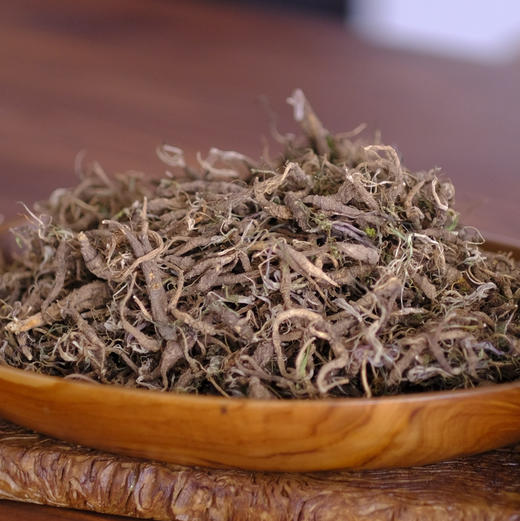 西藏林芝野生小当归，分布在海拔3800米以上的灌木从林的里，多年生的草本植物！一年采挖期只有一个多月 产量少  采挖难度堪比虫草 商品图2