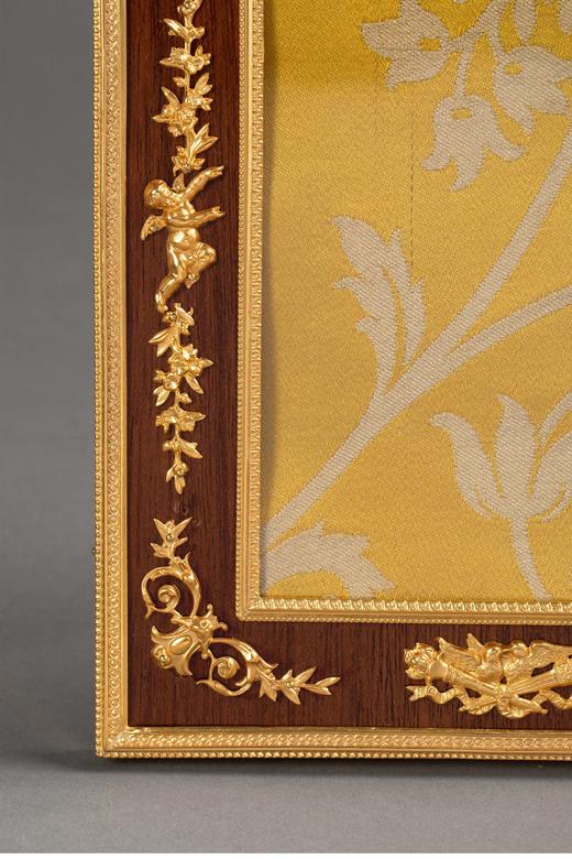 独角鹿西洋古董法国出品路易十六风格天使繁花主题铜鎏金精雕装饰天然木纹方形古董相框 商品图2