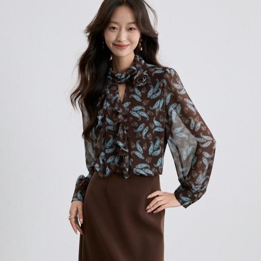 「自」全新升级【铂金会员165/天猫219/差价54】(52300)洛诗琳新款复古印花上衣2025秋季新款气质碎花雪纺衬衫女 商品图0