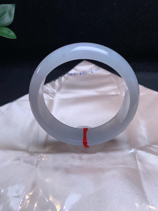 620740，61 宽版正圈手镯，17.5-8.2mm，大圈口，大宽条，宽版轮胎镯，底妆均匀细腻，润润的，完美的 商品图2