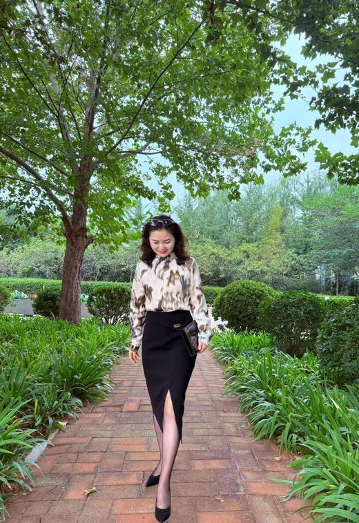 下摆开叉半裙 商品图8