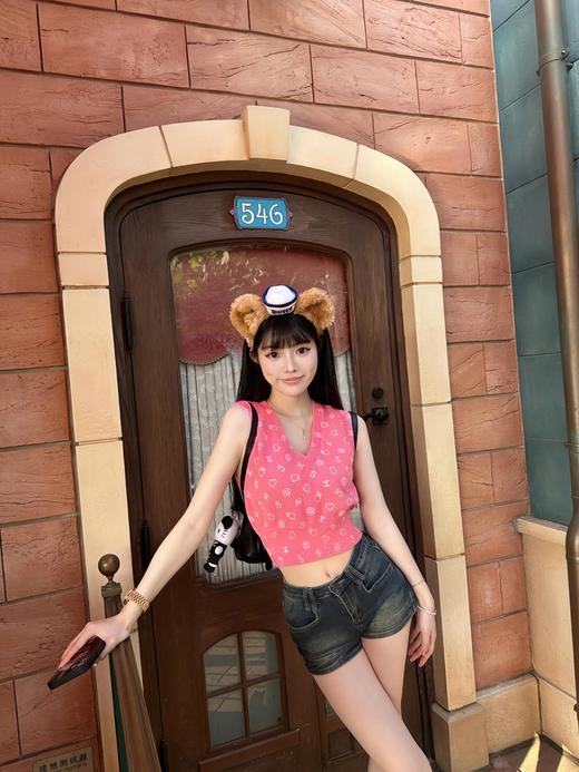 TY404-CHANEL香奈儿 Logo爱心图案满印圆领针织背心 女款 粉色  (PG*MM) 9.10直播款 商品图3