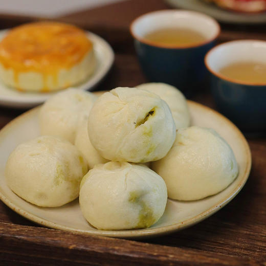 【吃好好早餐】青菜生产日期2025年12.31  鲜肉梅干菜2026.3.17【地方特色美食  嵊州小笼包】鲜肉味/梅干菜味 100多年的历史  一袋800g 每袋30个~ 商品图7