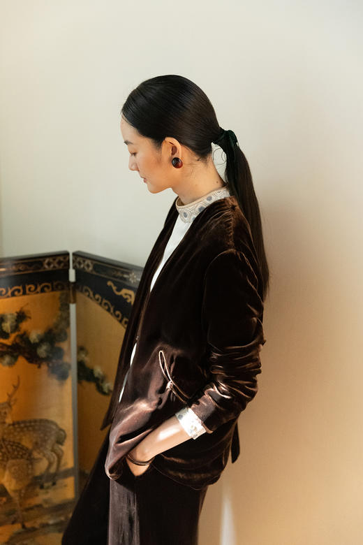 牧衣游原创 丝绒净色短外套素雅东方简约高级百搭中式风开衫 湖畔 商品图5