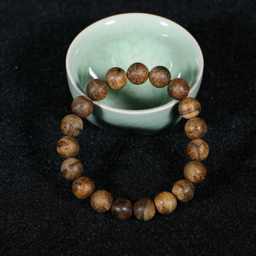 BG.ZJ0906-19   东马老料手串， 10mm， 8.74g 商品图0