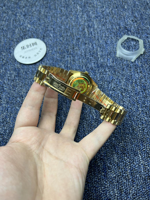 QF配重版 重量180克+ 劳力士星期日历型系列 日志40mm 黑冰糖DD 钻圈款 商品图7