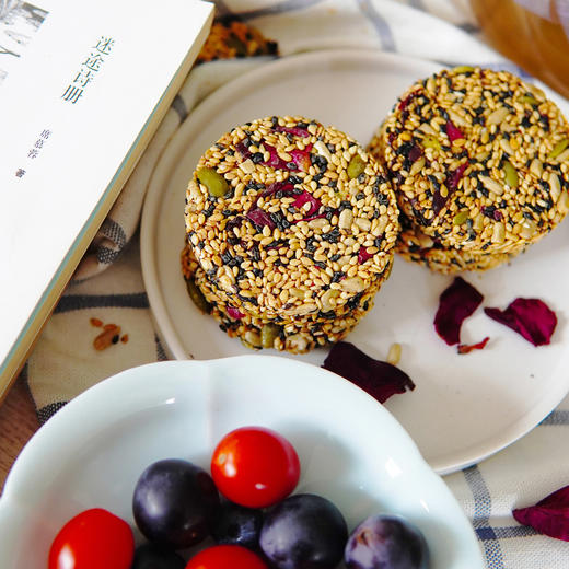 种子循环饼#脆香不油腻，原材料本身的味道，6款主要种子无花果亚麻籽黑白芝麻南瓜籽葵花籽等+鸡蛋+牛奶 ，对女性姨妈友好 商品图4