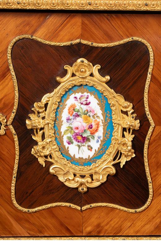 独角鹿西洋古董法国拿破仑三世时期出品古典卷叶纹铜鎏金精雕镶嵌花卉主题瓷面画细木镶嵌写字台 商品图5