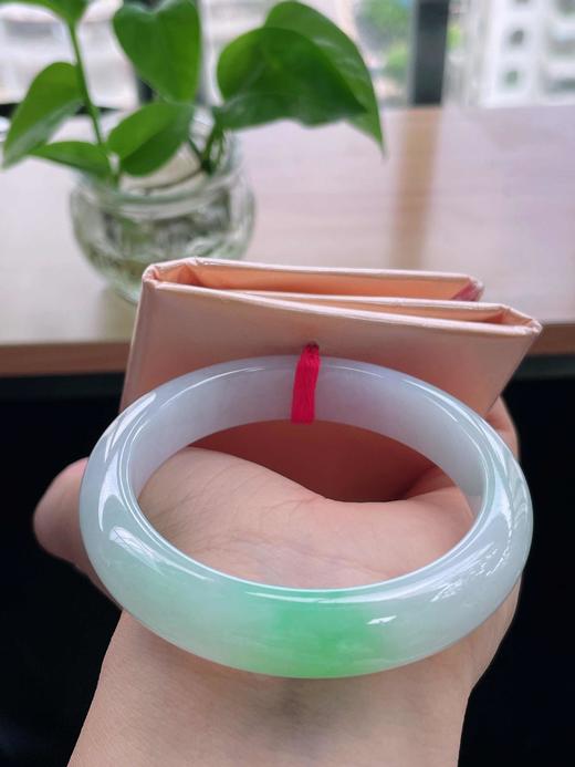 56正圈翡翠手镯 商品图7